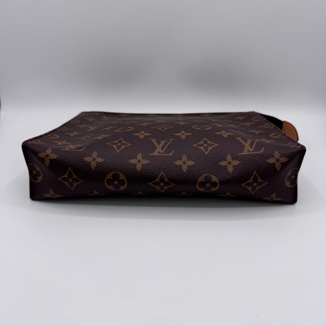 Poche de toilette 26 Louis Vuitton
