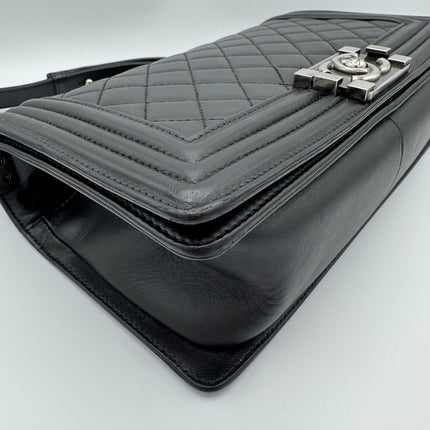 Sac Boy Chanel Moyen Noir