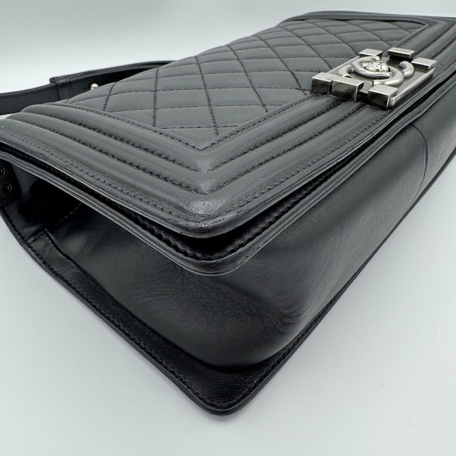 Sac Boy Chanel Moyen Noir