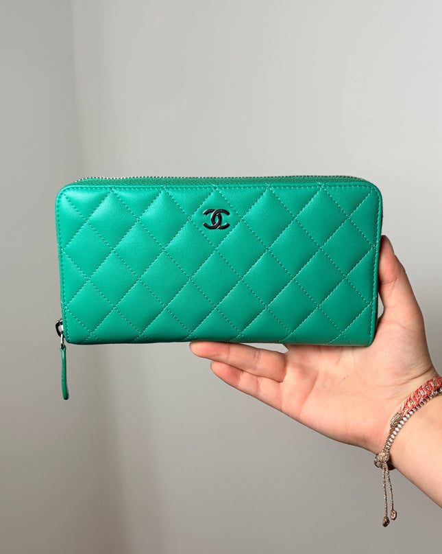 Portefeuille Chanel long zippé classique