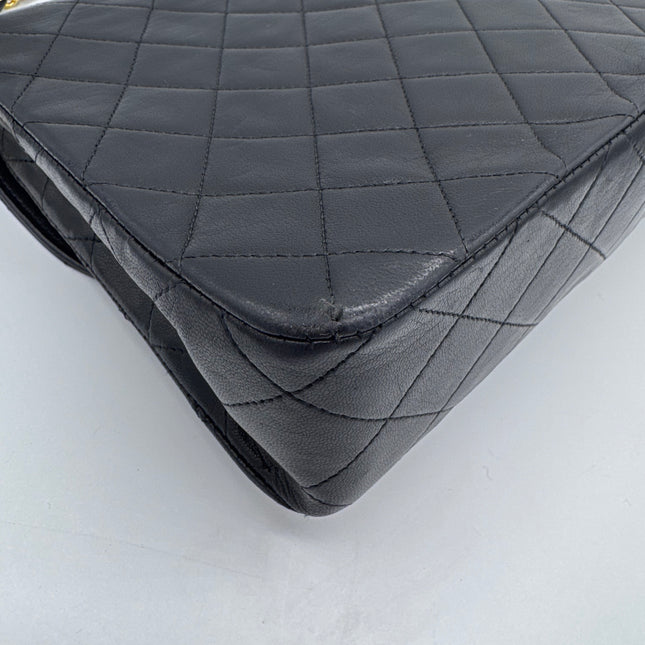 Sac Chanel classique flap grand bandoulière vintage