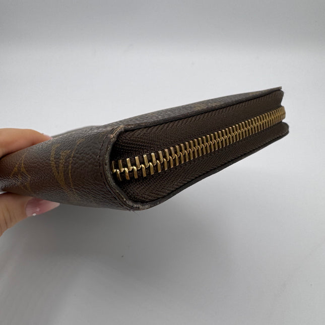 Portefeuille Louis Vuitton Zippy