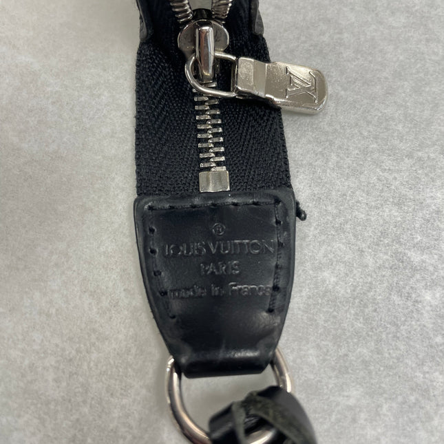 Pochette Épi Louis Vuitton