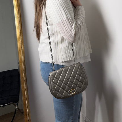 Sac Chanel Demie lune argent