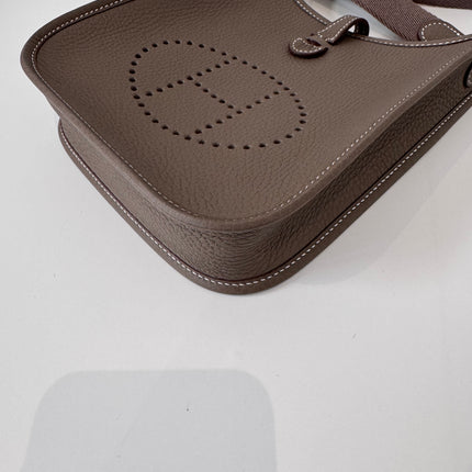 Sac Evelyne 16 Étoupe Hermès