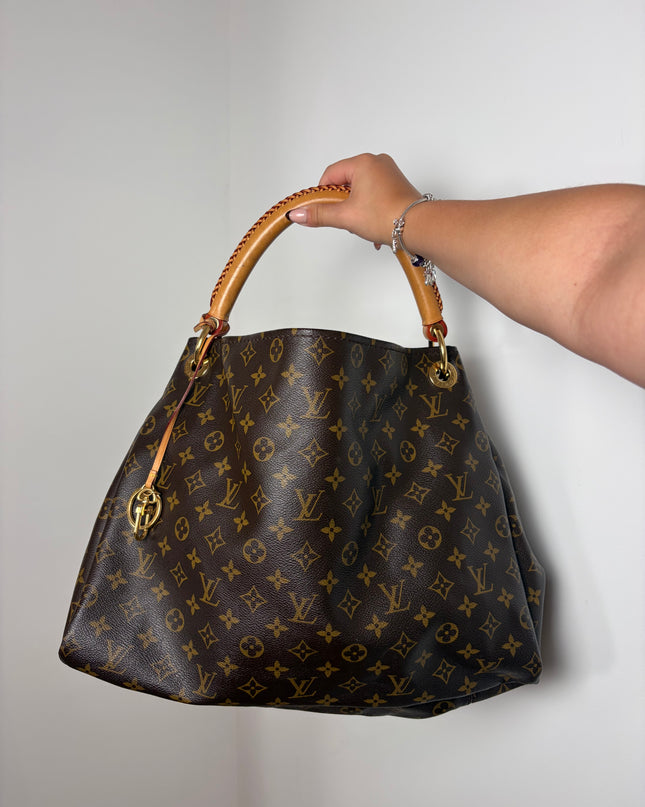 Sac Louis Vuitton Artsy Monogram MM