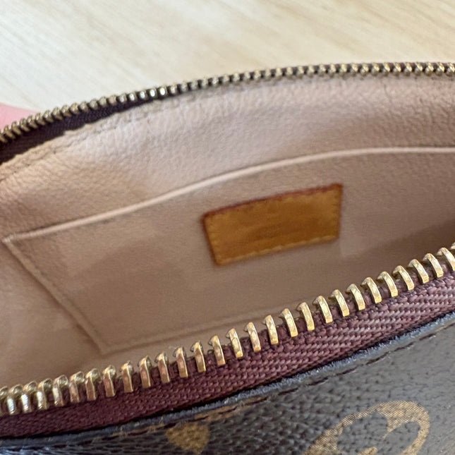 Louis Vuitton pochette cosmétique Pm