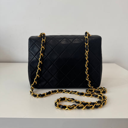 Sac Chanel Timeless Vintage Noir 20 cm