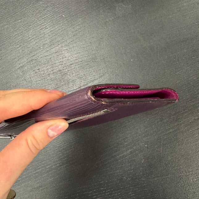 Portefeuille Eugenie Louis Vuitton Épi Cassis