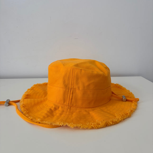 Le Bob Jacquemus « Artichaut »Jaune Orangé