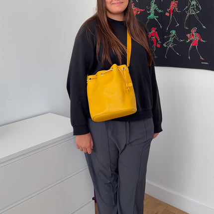Sac Courrèges seau vintage Jaune