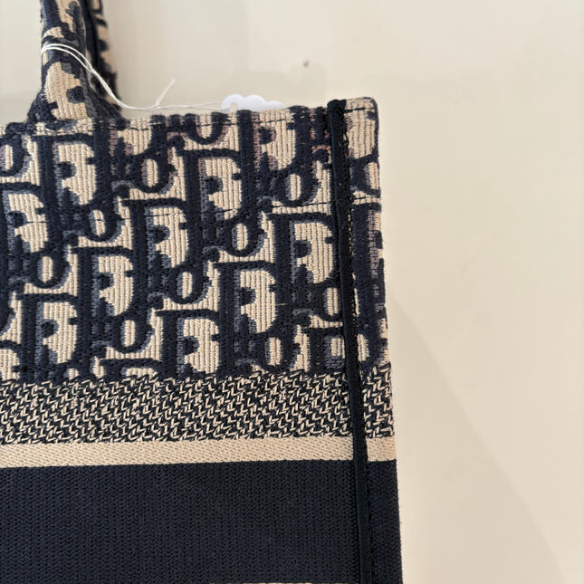 Sac Dior Book Tote Medium