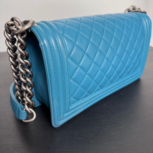 Sac Chanel Boy Medium Bleu
