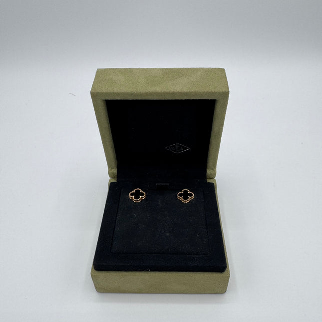 Puces d’oreilles sweet Alhambra Van Cleef & Arpels
