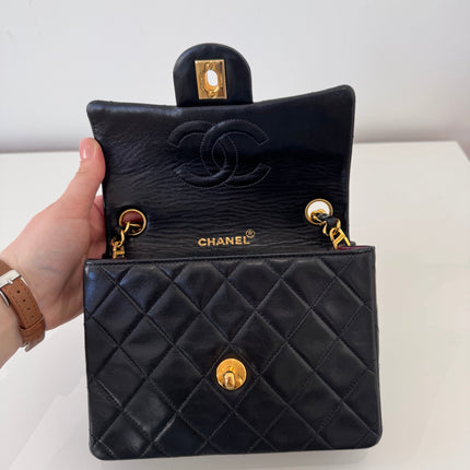 Sac Chanel Timeless Mini Square Noir