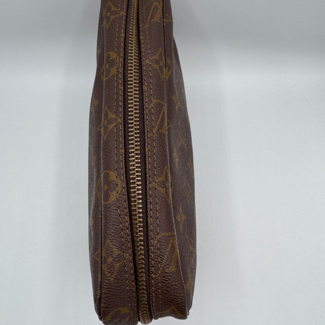 Trousse de toilette 23cm Louis Vuitton