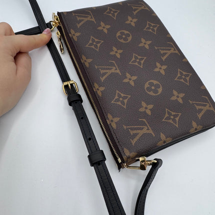 Pochette double zip Louis Vuitton