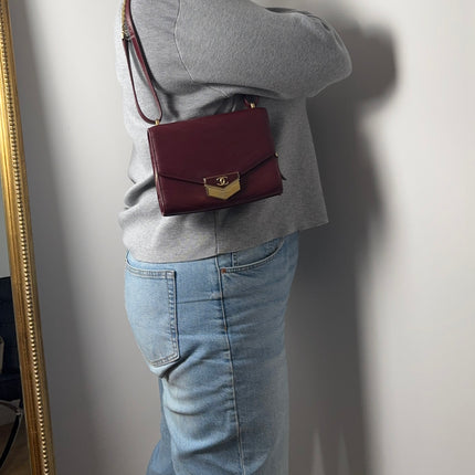 Sac Chanel chevrons bordeaux
