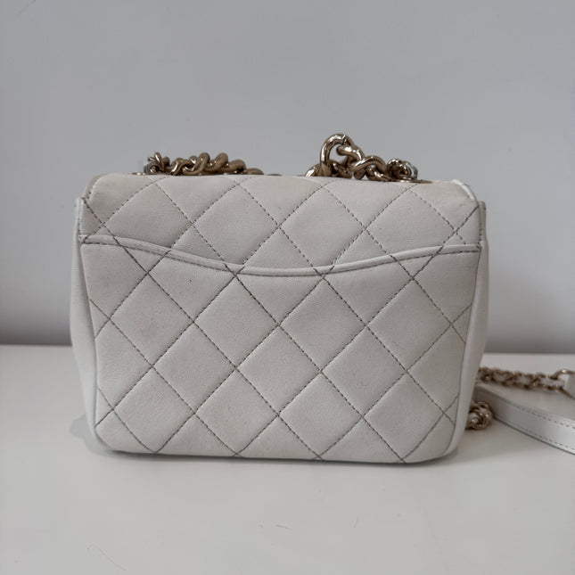 Sac Chanel caméra blanc cassé