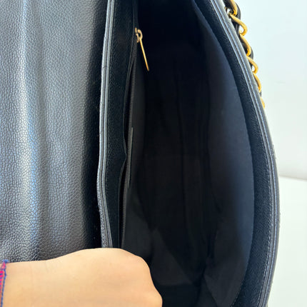 Sac Chanel Hobo bandoulière Cuir Caviar noir