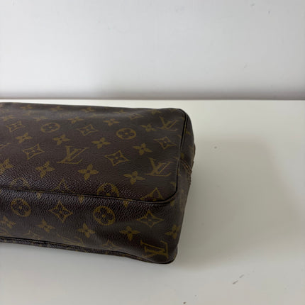 Trousse de toilette Louis Vuitton 28cm
