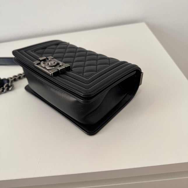Petit Sac Chanel Boy Noir