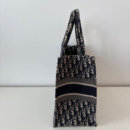 Sac Dior Book Tote Medium
