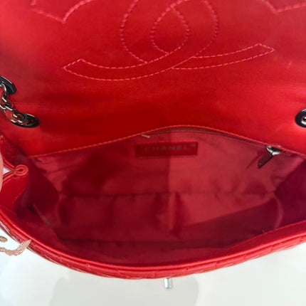 Sac Chanel bandoulière chevrons rouge
