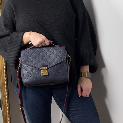 Pochette Métis Louis Vuitton Cuir empreinte marine