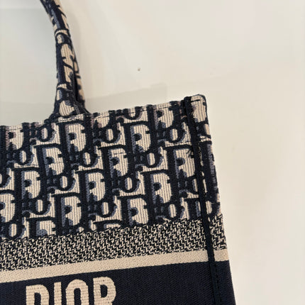 Sac Dior Book Tote Medium
