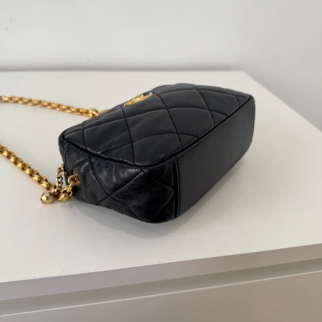 Sac Chanel Caméra matelassé CC