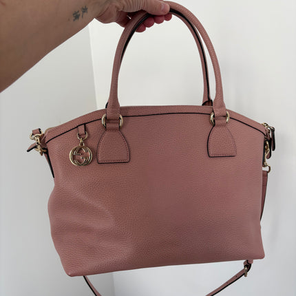 Sac à main Gucci GG charm moyen