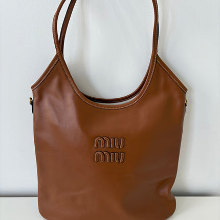 Sac cabas ivy médium Miu Miu