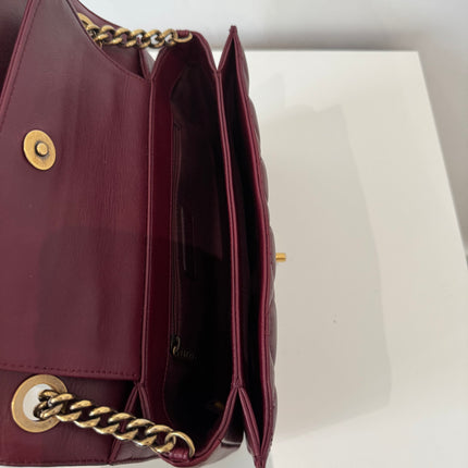 Sac Chanel Perfect Edge bordeaux épaule