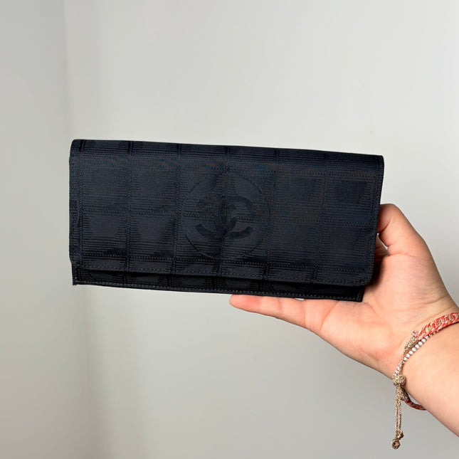 Portefeuille Chanel long en toile noir