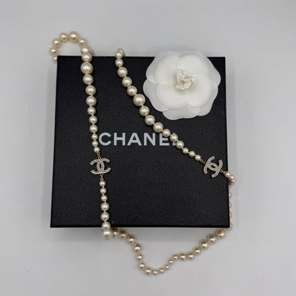 Sautoir Chanel perles