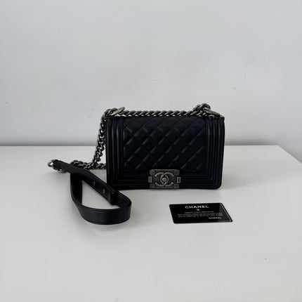 Petit Sac Chanel Boy Noir