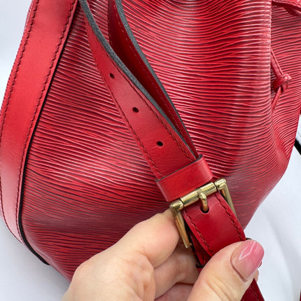 Sac Louis Vuitton Noé PM Épi Rouge