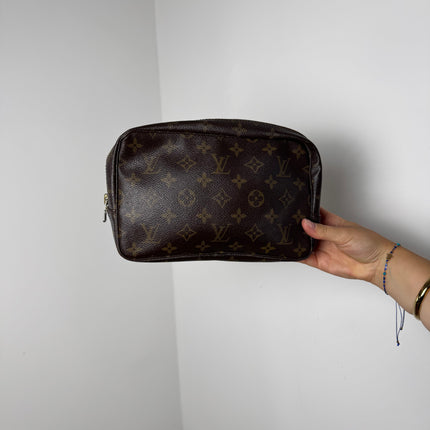 Trousse de toilette Louis Vuitton 23cm Monogram