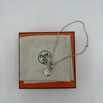 Collier Hermès Amulettes Constance