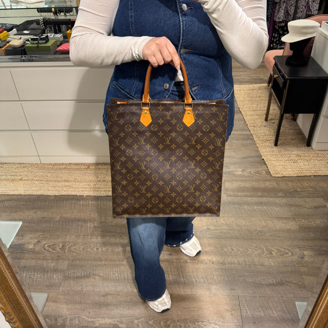 Sac plat Louis Vuitton