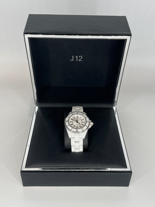 J12 montre Chanel