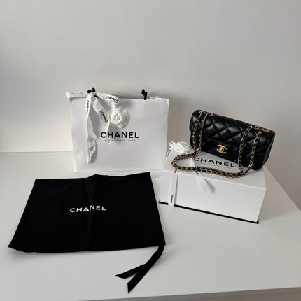 Petit sac chanel à rabat noir