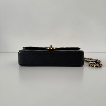 Petit sac chanel à rabat noir