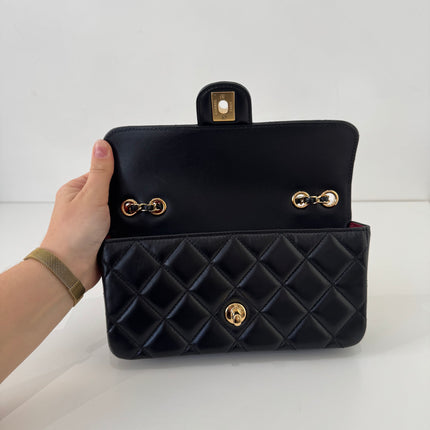 Petit sac chanel à rabat noir