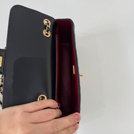 Petit sac chanel à rabat noir