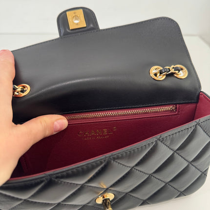 Petit sac chanel à rabat noir