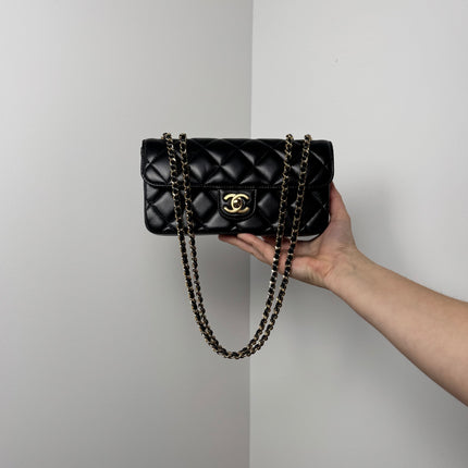 Petit sac chanel à rabat noir