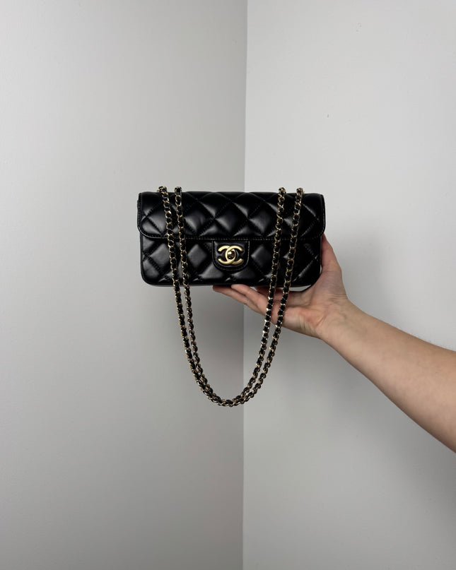 Petit sac chanel à rabat noir