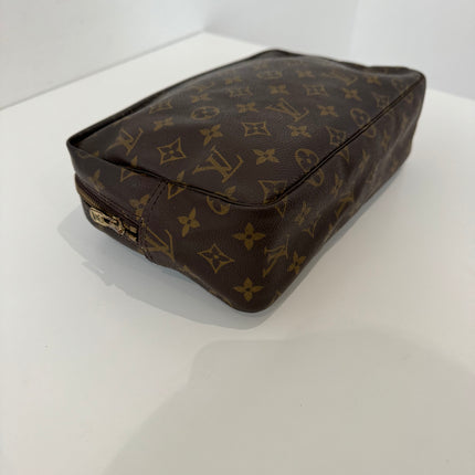 Trousse de toilette Louis Vuitton 28 Monogram